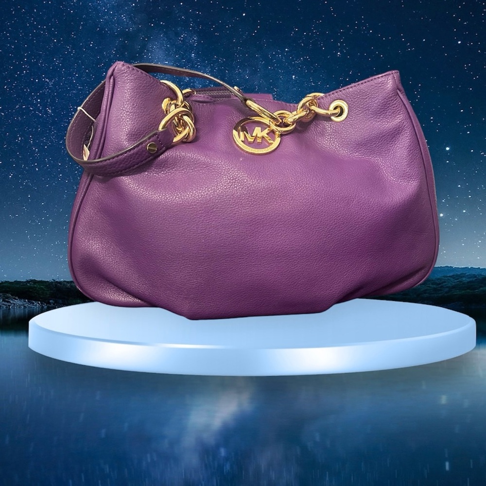 SOLD OUTSIDE POSH
Trendy and beautiful purple color MK handbag